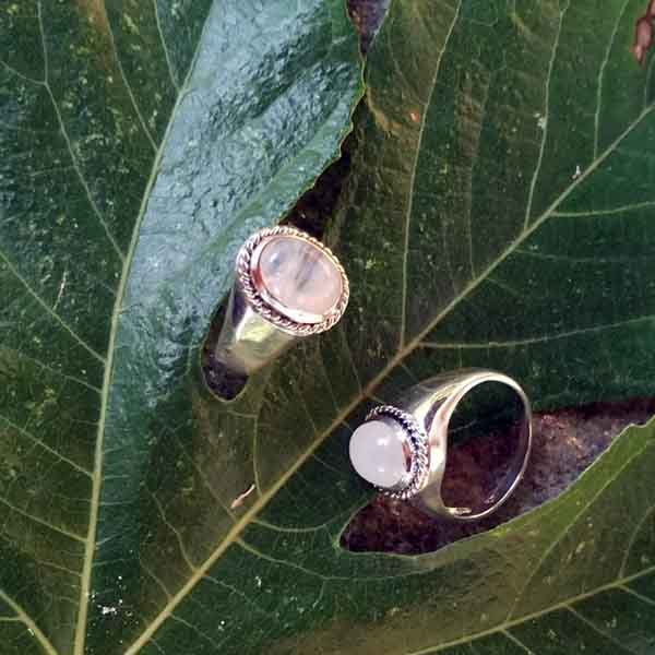 Anillo de Plata y Piedraluna - Tienda Budista