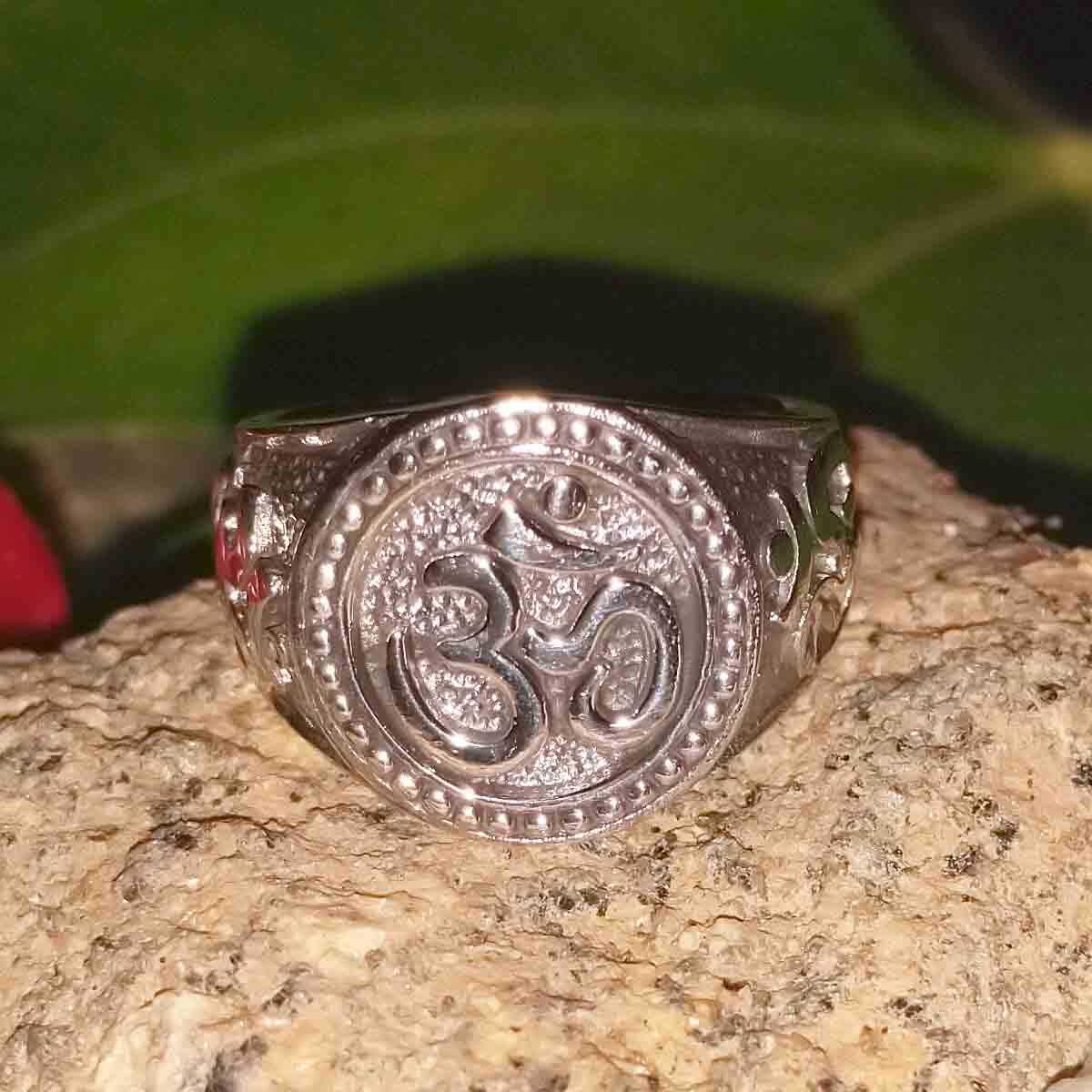Anillo de Plata con OM - Tienda Budista