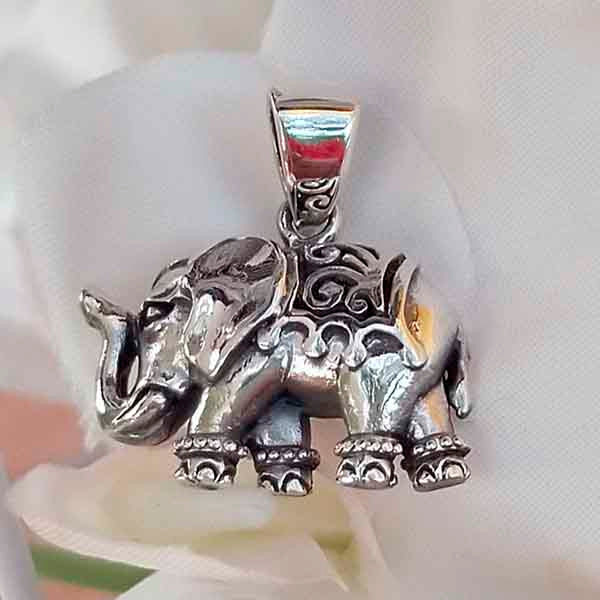 Colgante elefante de la suerte - Tienda Budista