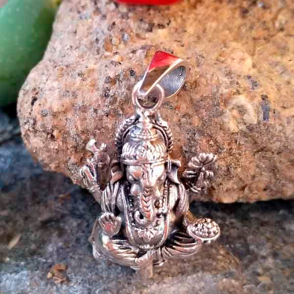 Ganesh 4 brazos - Tienda Budista