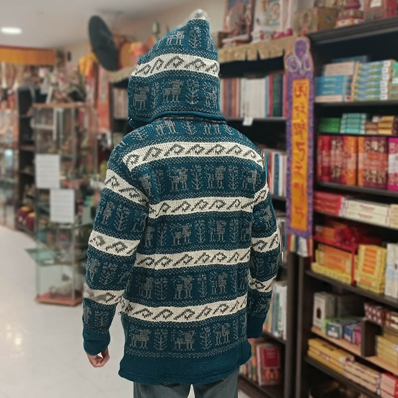 Chaqueta de lana con capucha