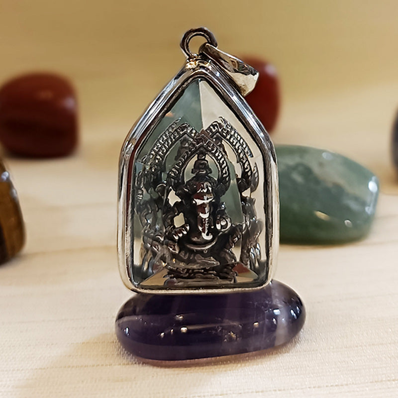 Ganesh 4 brazos