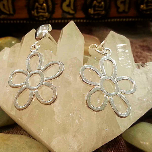 Pendientes de plata margarita - Tienda Budista
