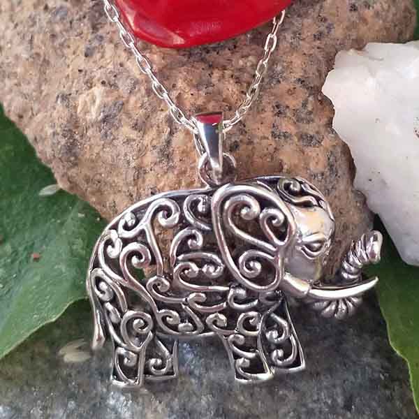 Colgante elefante con cadena - Tienda Budista